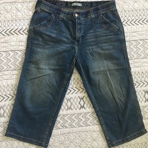 Levis Relaxed Fit Denim Capris